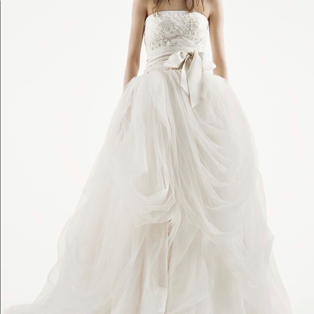 Vera Wang Wedding Dress& Accessories